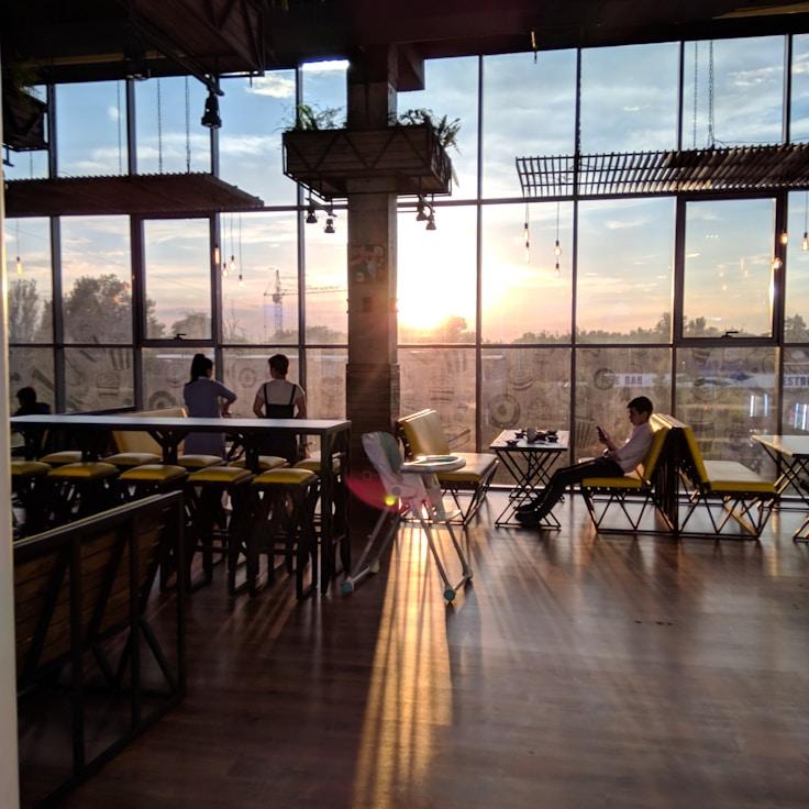 Family-friendly shopping and daily life in United Kingdom